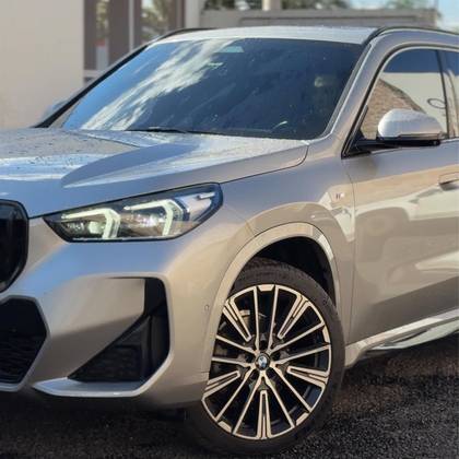 BMW X1 2.0 16V TURBO GASOLINA SDRIVE20I M SPORT STEPTRONIC BMW X1 2.0 16V TURBO GASOLINA SDRIVE20I M SPORT STEPTRONIC